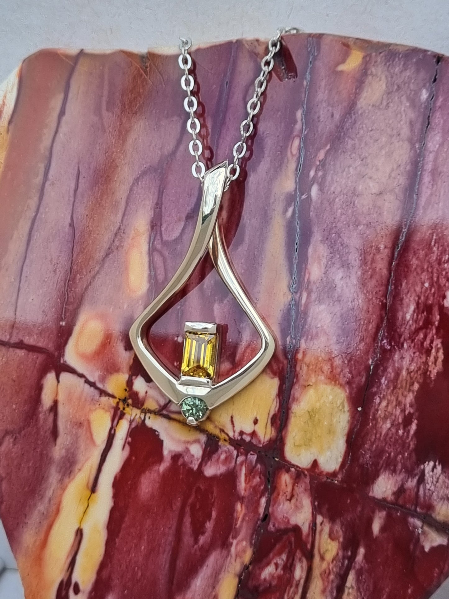 Australian Yellow & Green Sapphire Twist Pendant