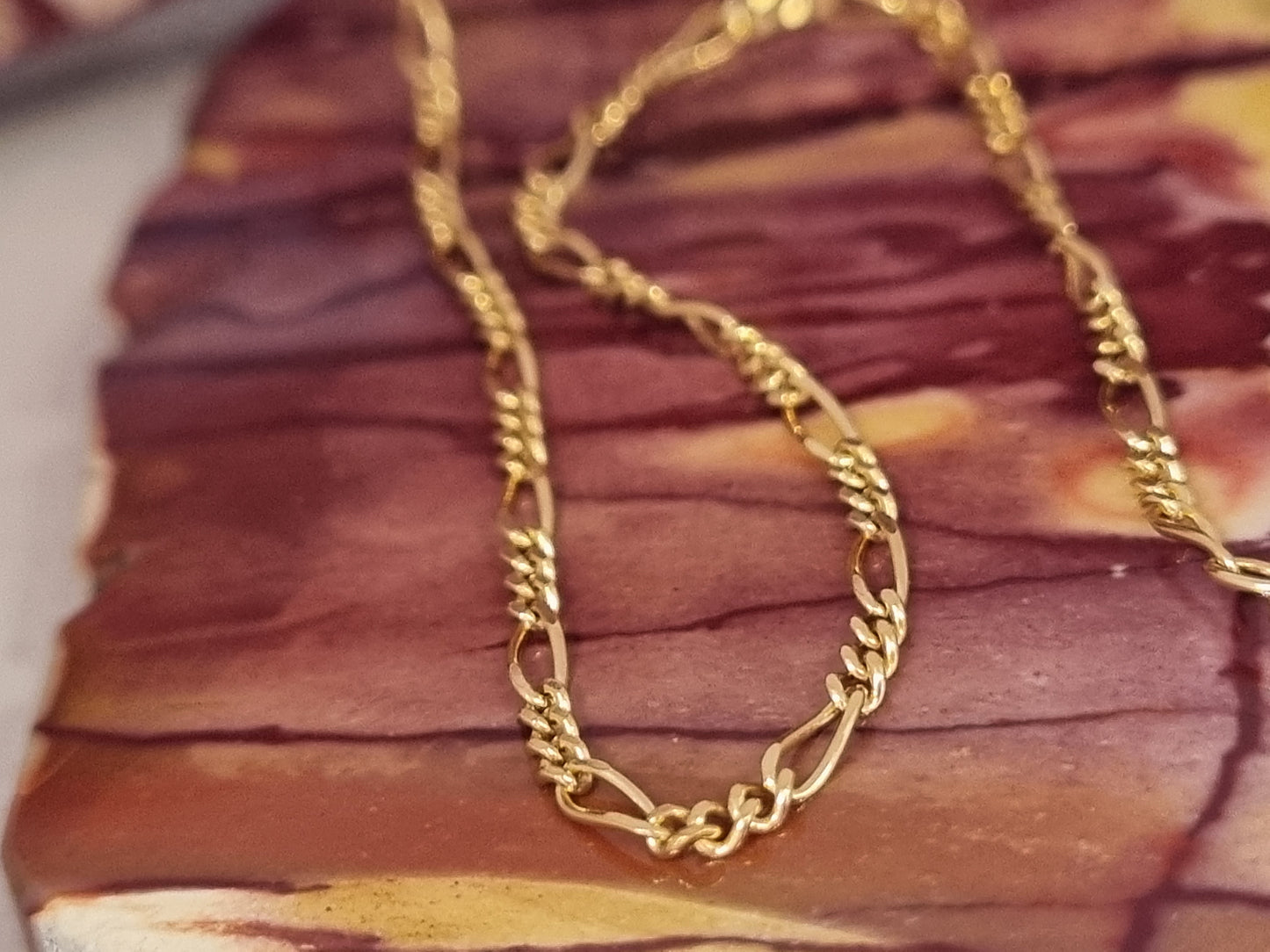 9ct Yellow Gold Figaro Chain 60cm