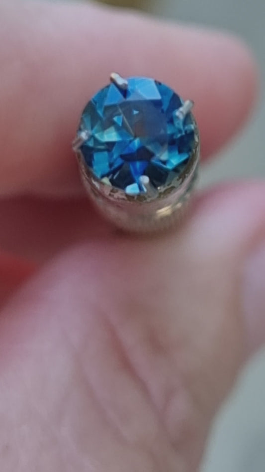 1.09 Carat Round Brilliant Cut, Natural Australian Blue Parti Colour Sapphire