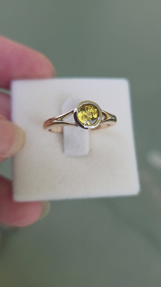 Yellow Sapphire Split Shank Solitaire Ring            Design Ref:  #01554
