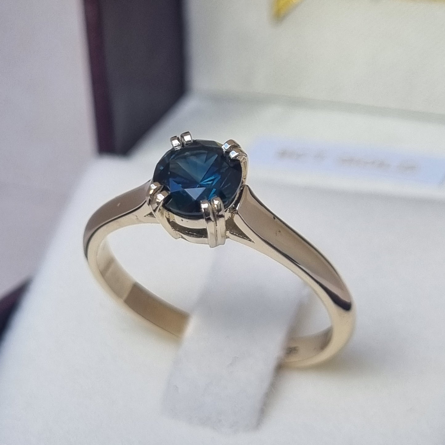 Double claw Solitaire style Blue Sapphire Ring          Design Ref: D313