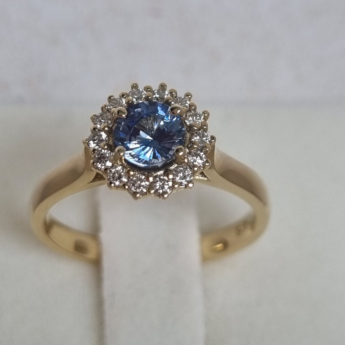 Ceylon Blue Sapphire and Diamond Claw set Halo Style Ring   Design Ref: D359