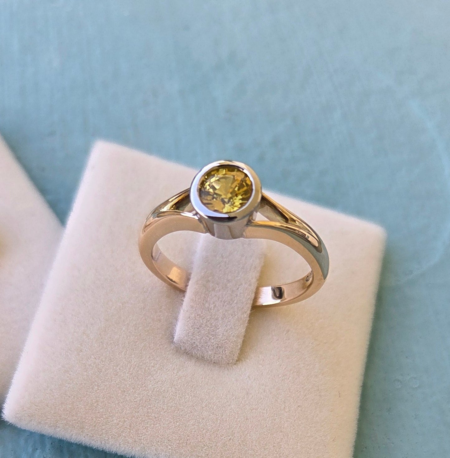 Yellow Sapphire Split Shank Solitaire Ring            Design Ref:  #01554