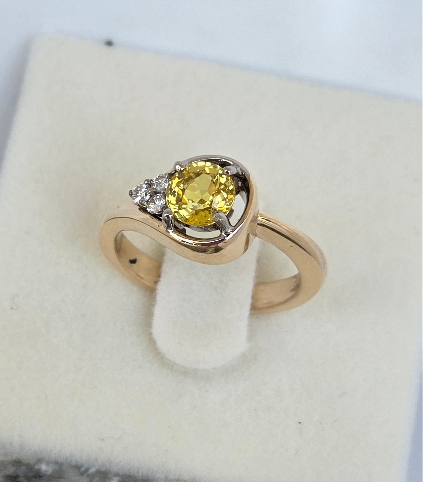 Ceylon Yellow Sapphire and 3 diamond loop style ring      Design Ref:  #01550