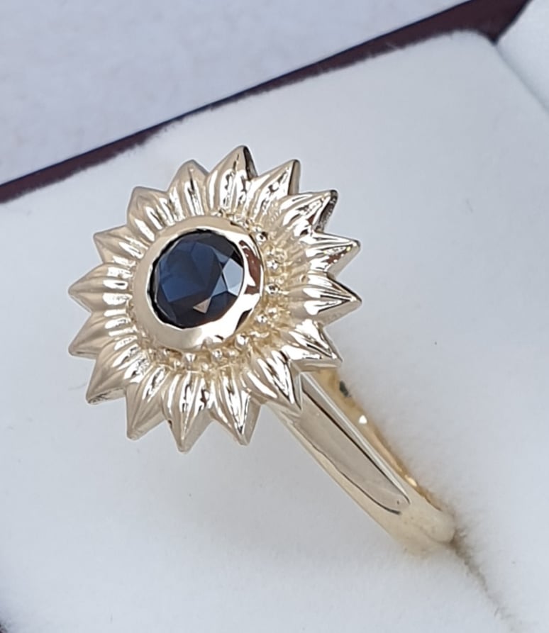 Natural Blue Sapphire Sunflower Ring